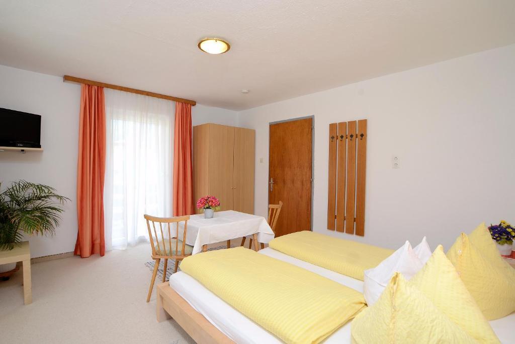 Haus Gamsblick Hotel Umhausen Szoba fotó